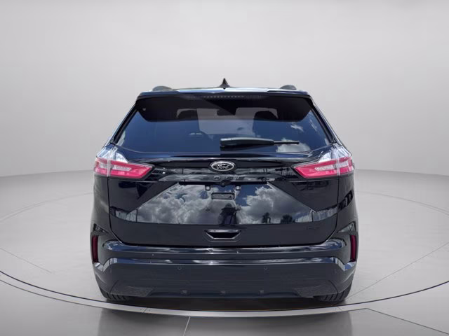 2024 Black Metallic Ford Edge SE AWD SUV