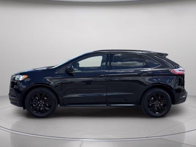 2024 Black Metallic Ford Edge SE AWD SUV