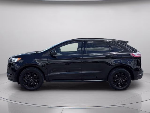 2024 Black Metallic Ford Edge SE AWD SUV