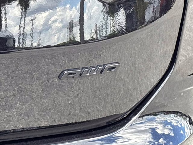 2024 Black Metallic Ford Edge SE AWD SUV
