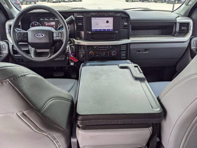 2024 Oxford White Ford Super Duty F-550 DRW XL 4X4 Chassis