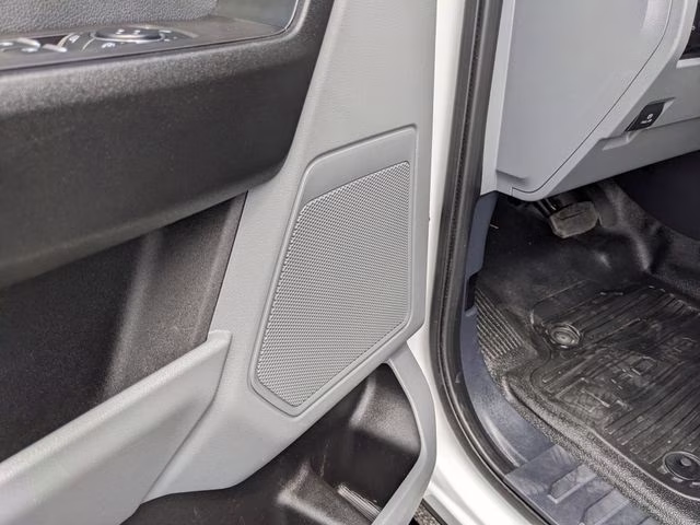 2024 Oxford White Ford Super Duty F-550 DRW XL 4X4 Chassis
