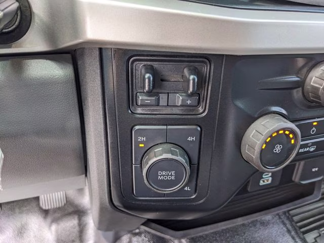 2024 Oxford White Ford Super Duty F-550 DRW XL 4X4 Chassis