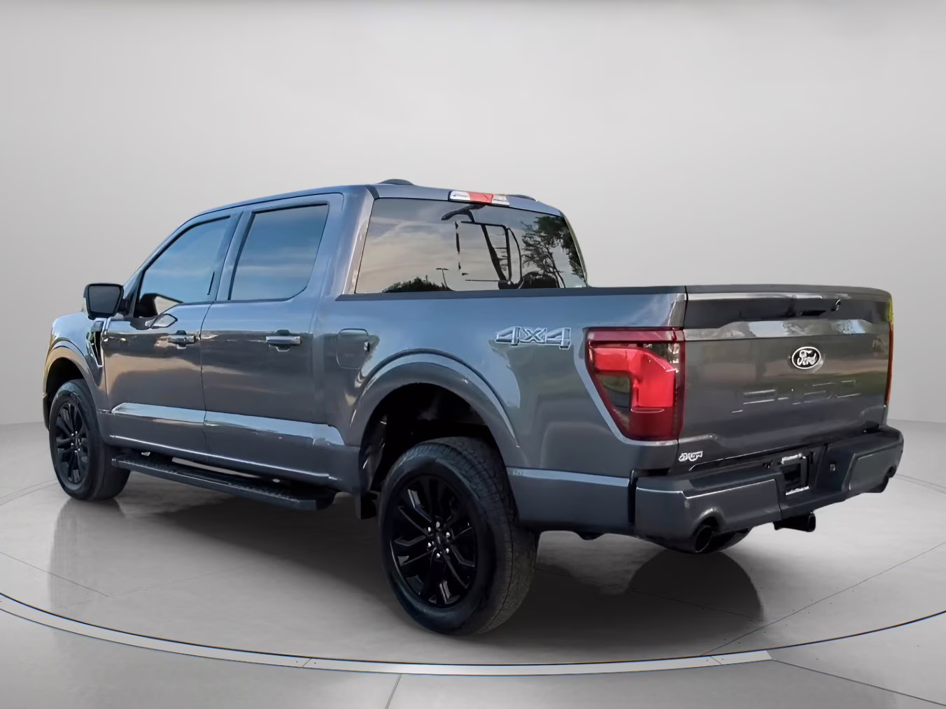 2026 Carbonized Gray Metallic Ford F-150 XLT Crew Cab Pickup 4X4 Truck