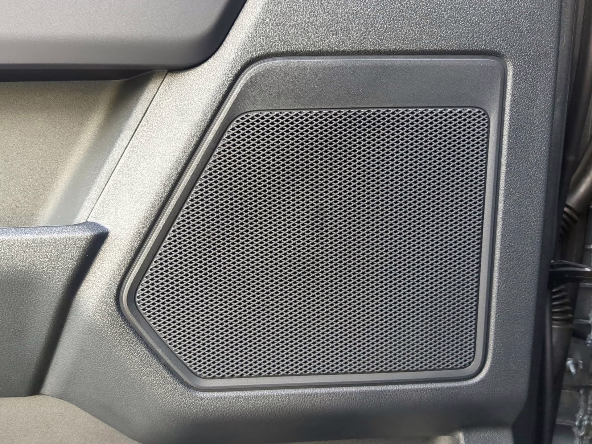 2026 Carbonized Gray Metallic Ford F-150 XLT Crew Cab Pickup 4X4 Truck