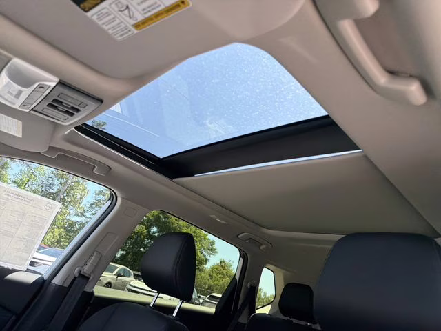 2026 Everest White Pearl Tricoat Nissan Rogue Dark Armor AWD SUV