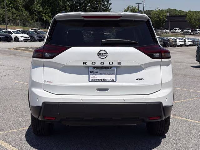 2026 Everest White Pearl Tricoat Nissan Rogue Dark Armor AWD SUV