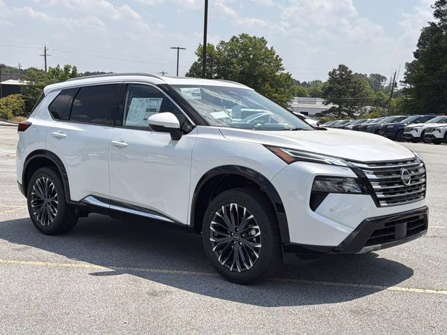 2026 Everest White Pearl Tricoat Nissan Rogue Platinum AWD SUV