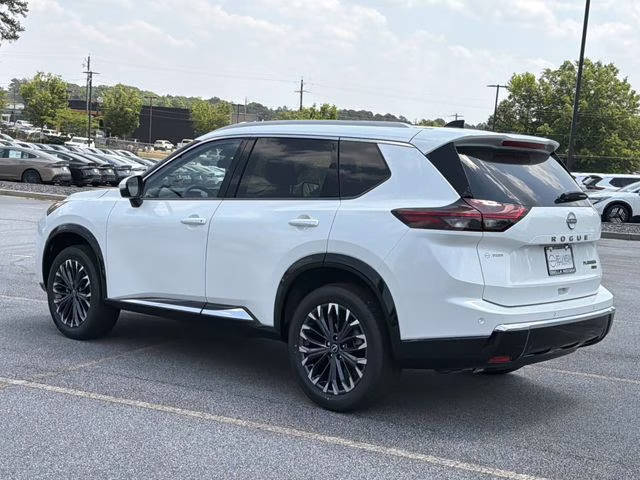 2026 Everest White Pearl Tricoat Nissan Rogue Platinum AWD SUV