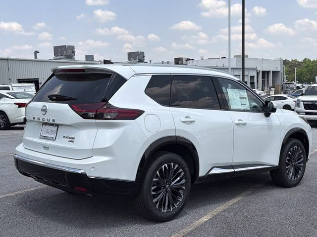 2026 Everest White Pearl Tricoat Nissan Rogue Platinum AWD SUV