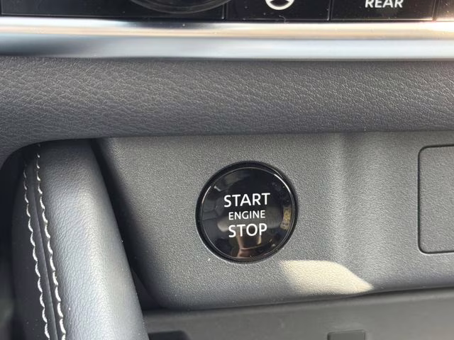 2026 Everest White Pearl Tricoat Nissan Rogue Platinum AWD SUV