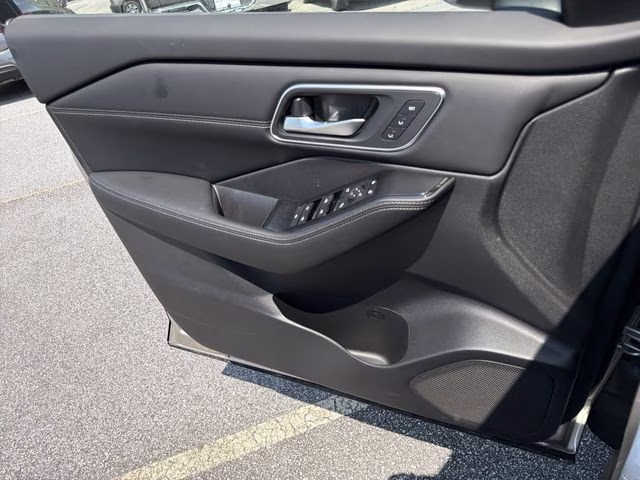 2026 Champagne Silver Metallic Nissan Rogue Platinum AWD SUV