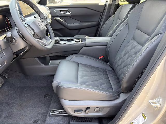 2026 Champagne Silver Metallic Nissan Rogue Platinum AWD SUV