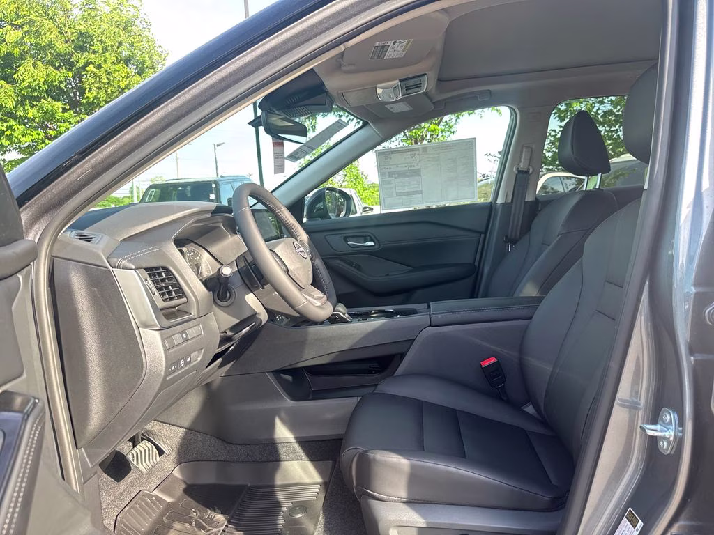 2026 Gun Metallic Nissan Rogue Dark Armor FWD SUV