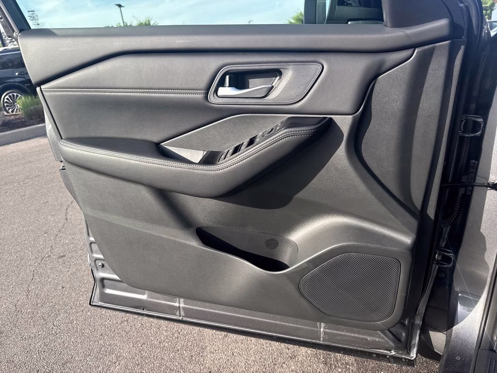 2026 Gun Metallic Nissan Rogue Dark Armor FWD SUV