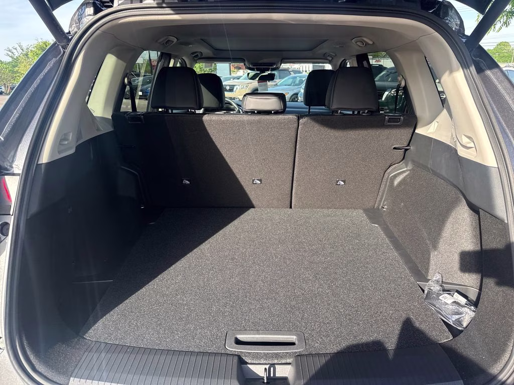 2026 Gun Metallic Nissan Rogue Dark Armor FWD SUV