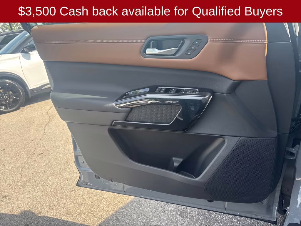 2026 Boulder Gray Pearl Nissan Pathfinder Platinum 4X4 SUV