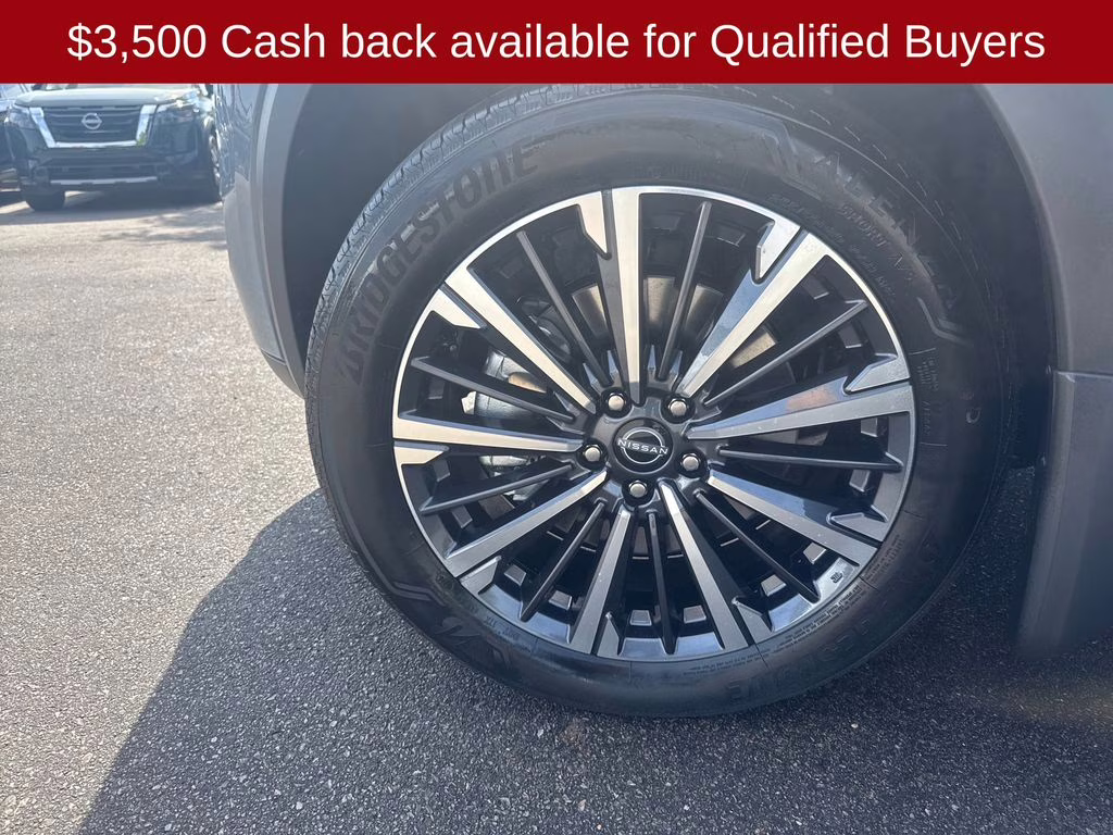 2026 Boulder Gray Pearl Nissan Pathfinder Platinum 4X4 SUV