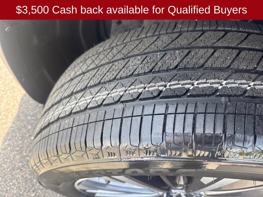 2026 Boulder Gray Pearl Nissan Pathfinder Platinum 4X4 SUV