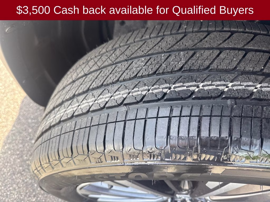 2026 Boulder Gray Pearl Nissan Pathfinder Platinum 4X4 SUV