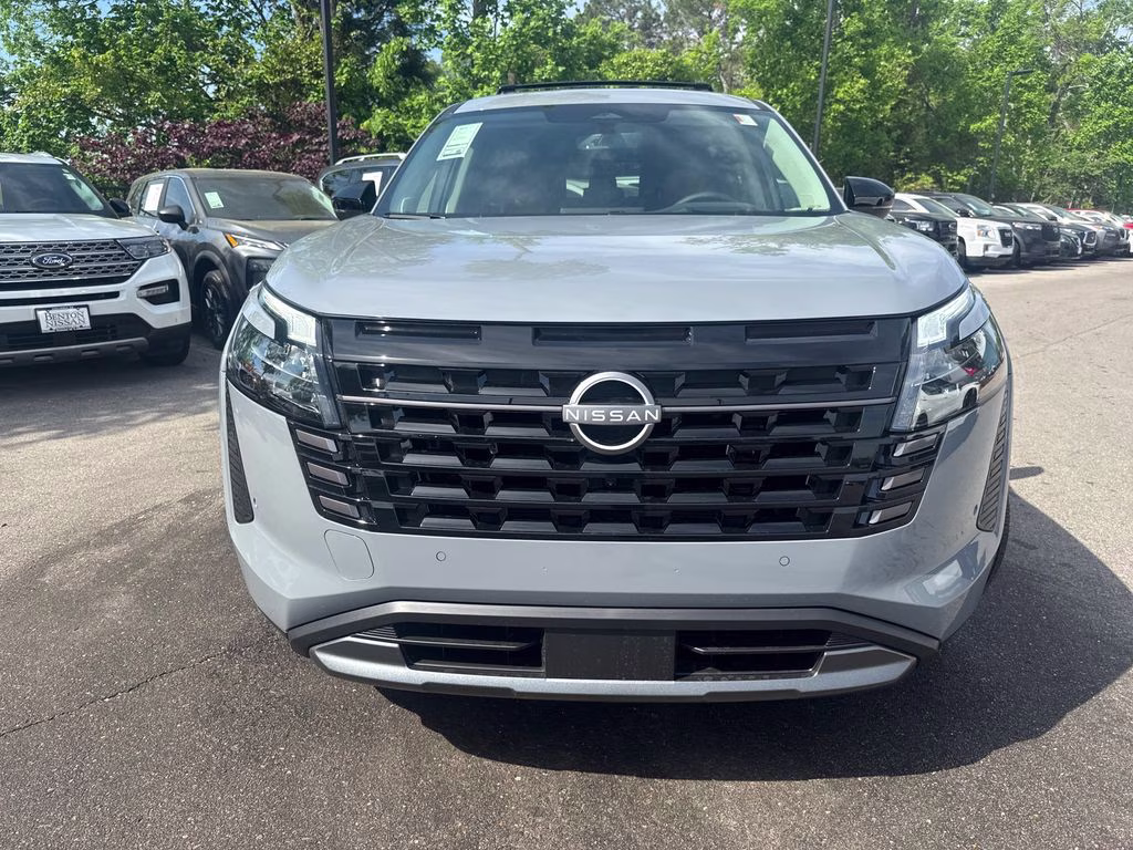2026 Boulder Gray Pearl Nissan Pathfinder Platinum 4X4 SUV