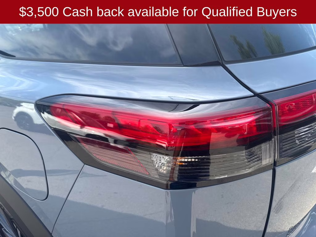 2026 Boulder Gray Pearl Nissan Pathfinder Platinum 4X4 SUV