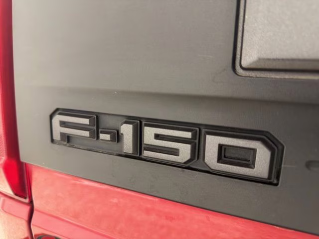2022 Rapid Red Metallic Tinted Clearcoat Ford F-150 Raptor 37 Package 4X4 Truck
