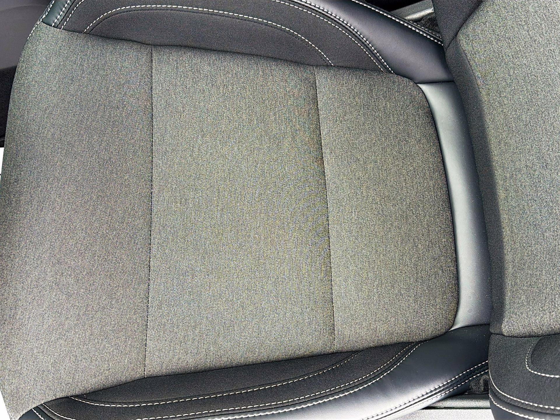 2026 Oxford White Ford Mustang EcoBoost RWD Coupe