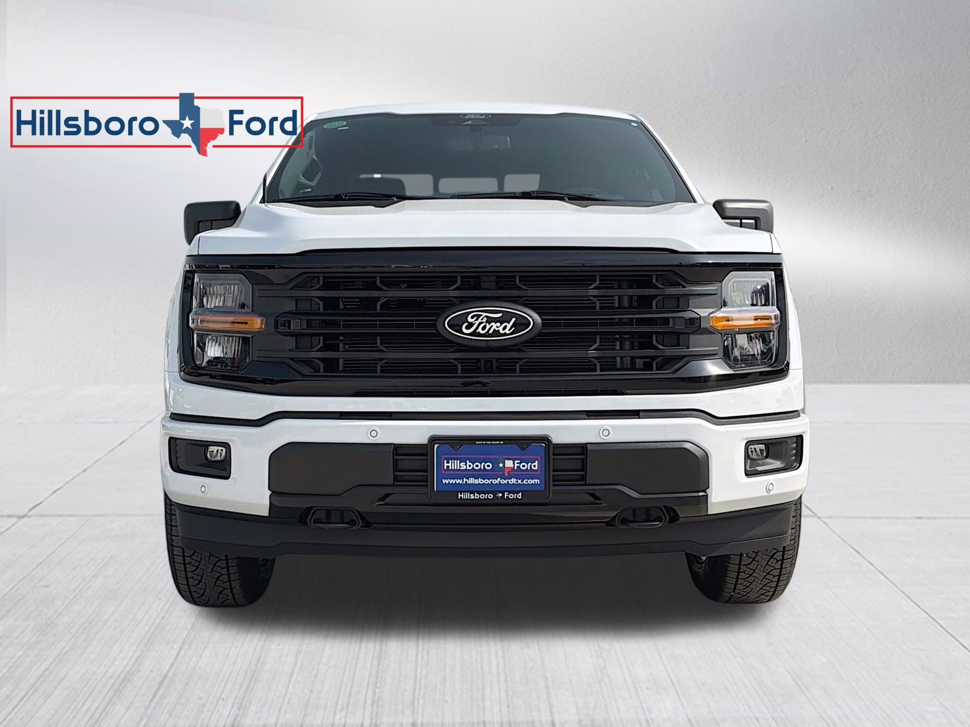 2026 Oxford White Ford F-150 XLT 4X4 Truck