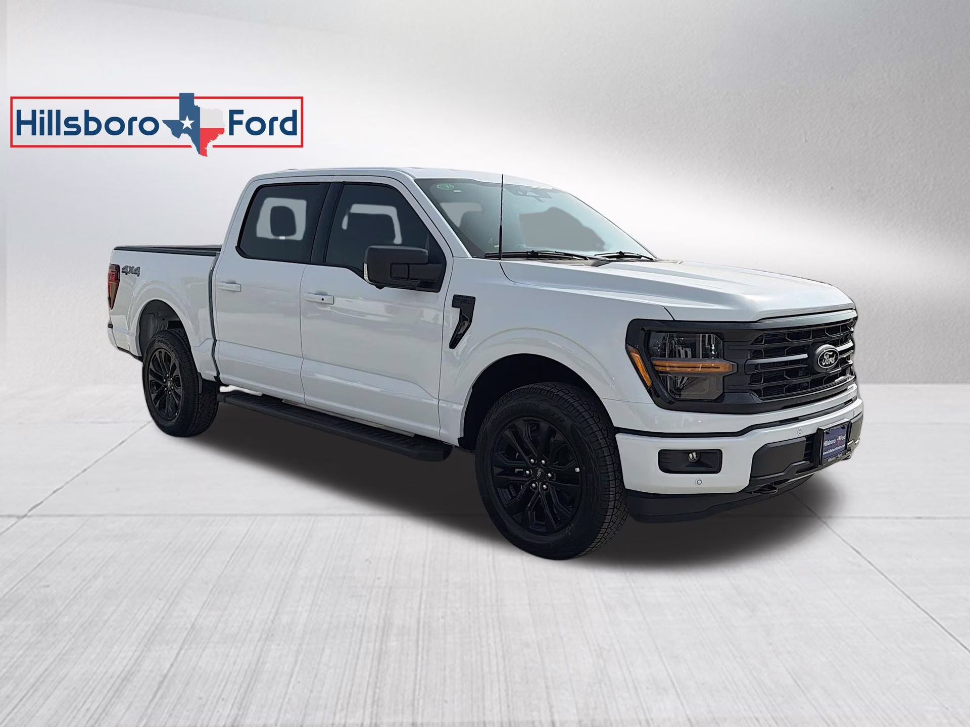 2026 Oxford White Ford F-150 XLT 4X4 Truck
