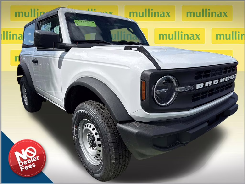2026 Oxford White Ford Bronco Base 4X4 SUV