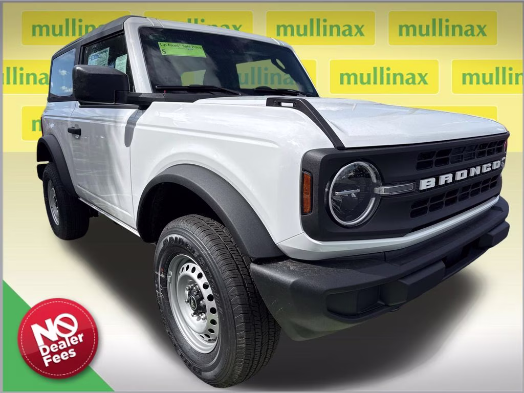 2026 Oxford White Ford Bronco Base 4X4 SUV