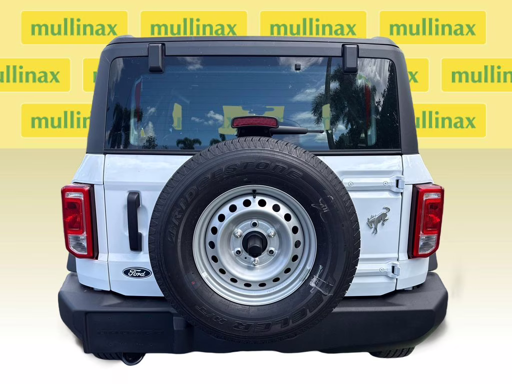 2026 Oxford White Ford Bronco Base 4X4 SUV