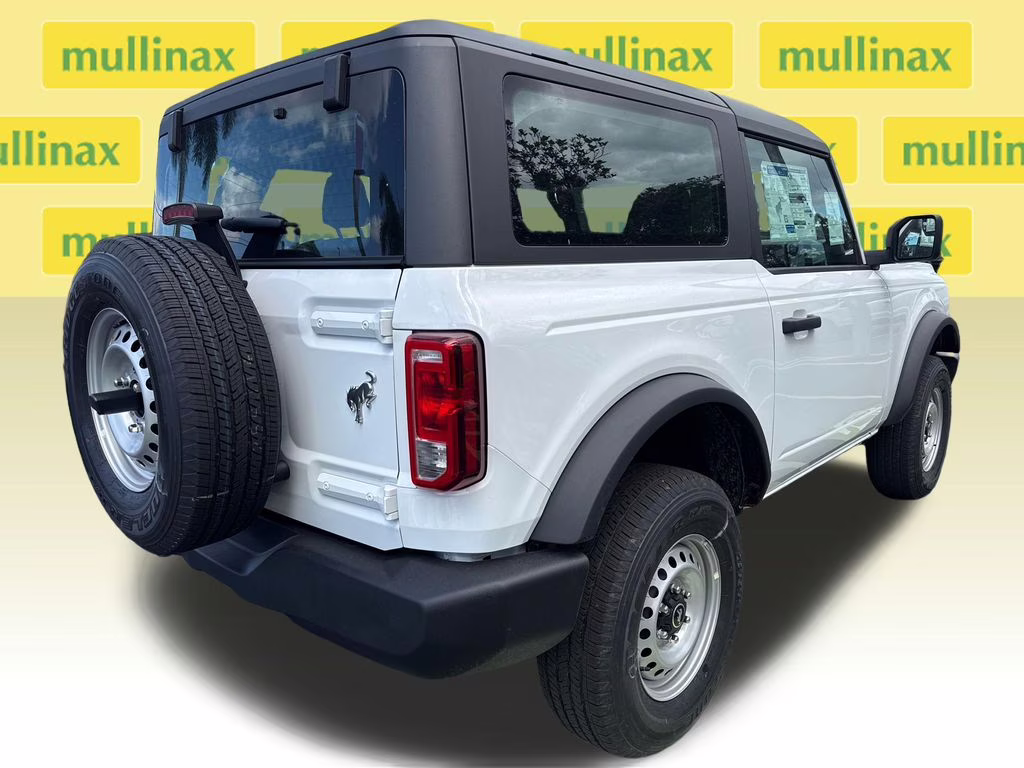 2026 Oxford White Ford Bronco Base 4X4 SUV