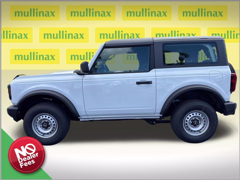 2026 Oxford White Ford Bronco Base 4X4 SUV