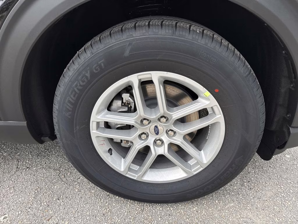 2026 Agate Black Metallic Ford Explorer Active RWD SUV