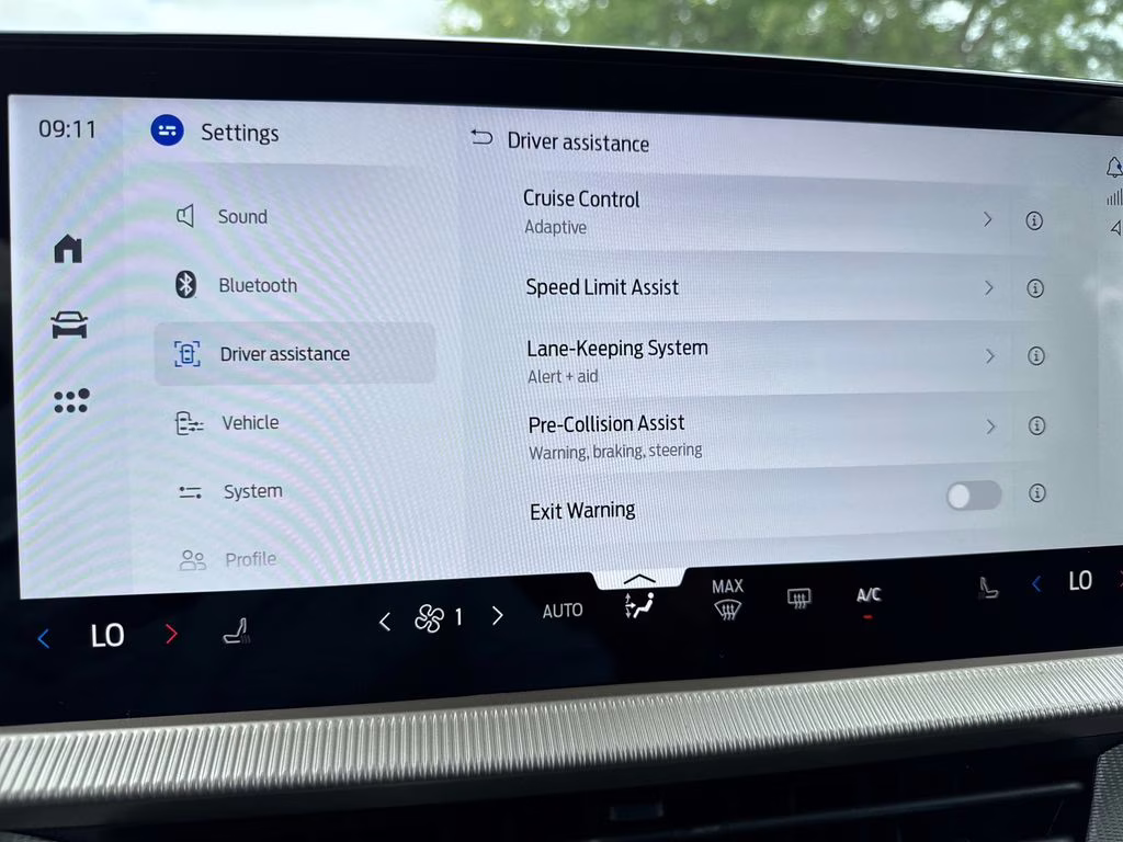 2026 Agate Black Metallic Ford Explorer Active RWD SUV