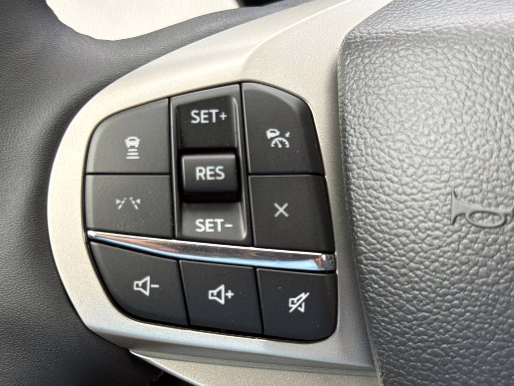 2026 Agate Black Metallic Ford Explorer Active RWD SUV