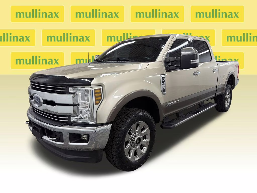 2018 White Gold Metallic Ford Super Duty F-250 SRW Lariat 4X4 Truck