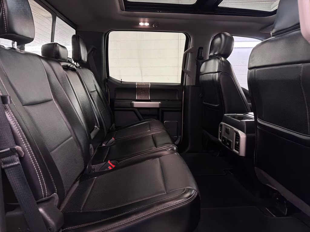 2018 White Gold Metallic Ford Super Duty F-250 SRW Lariat 4X4 Truck
