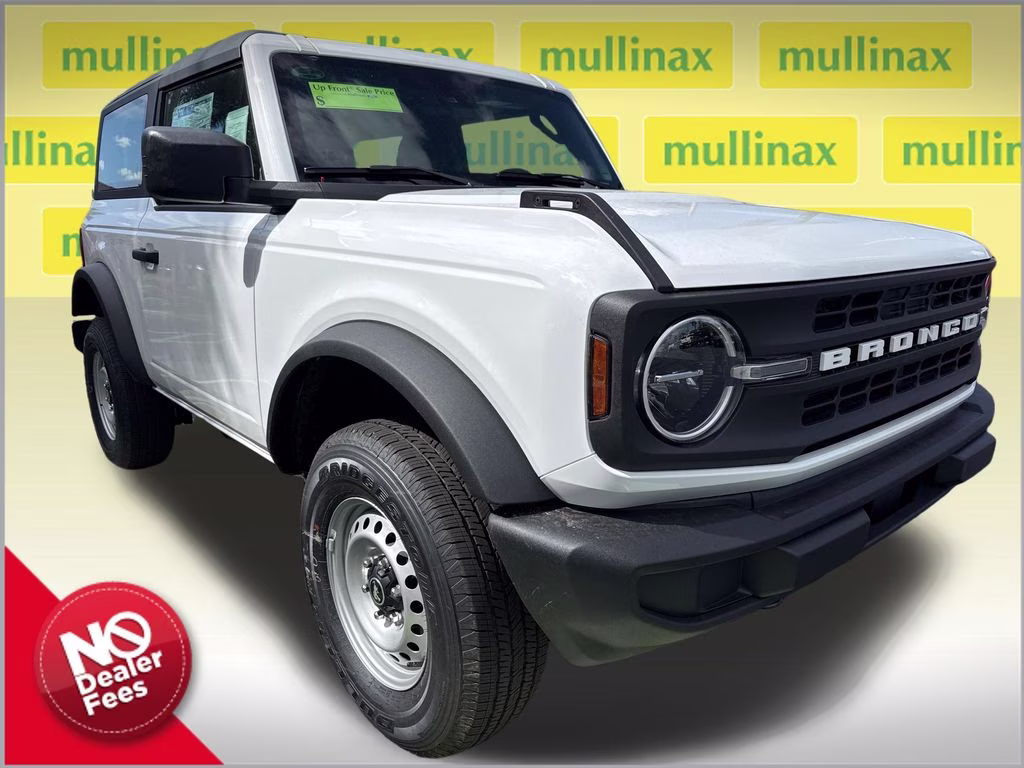 2026 Oxford White Ford Bronco Base 4X4 SUV