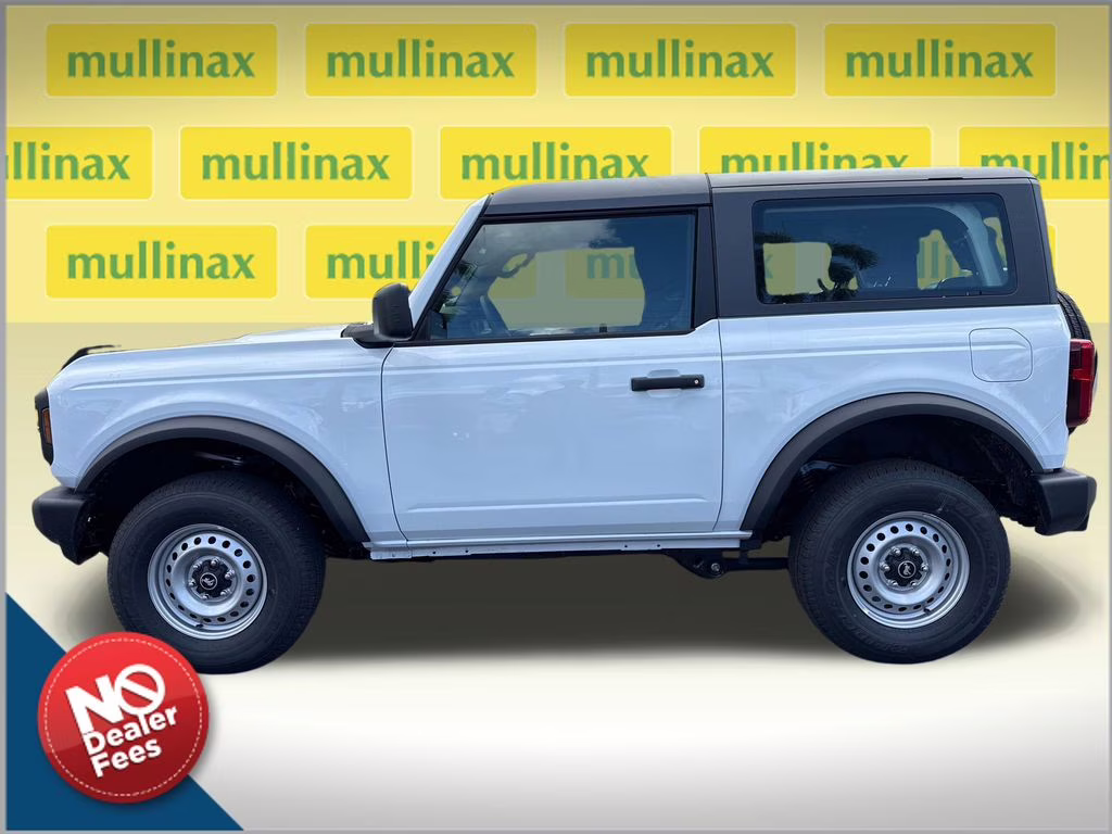 2026 Oxford White Ford Bronco Base 4X4 SUV