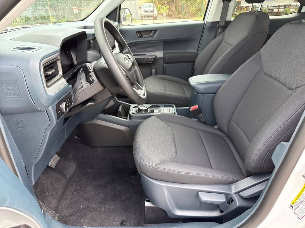 2026 Oxford White Ford Maverick XL FWD Truck