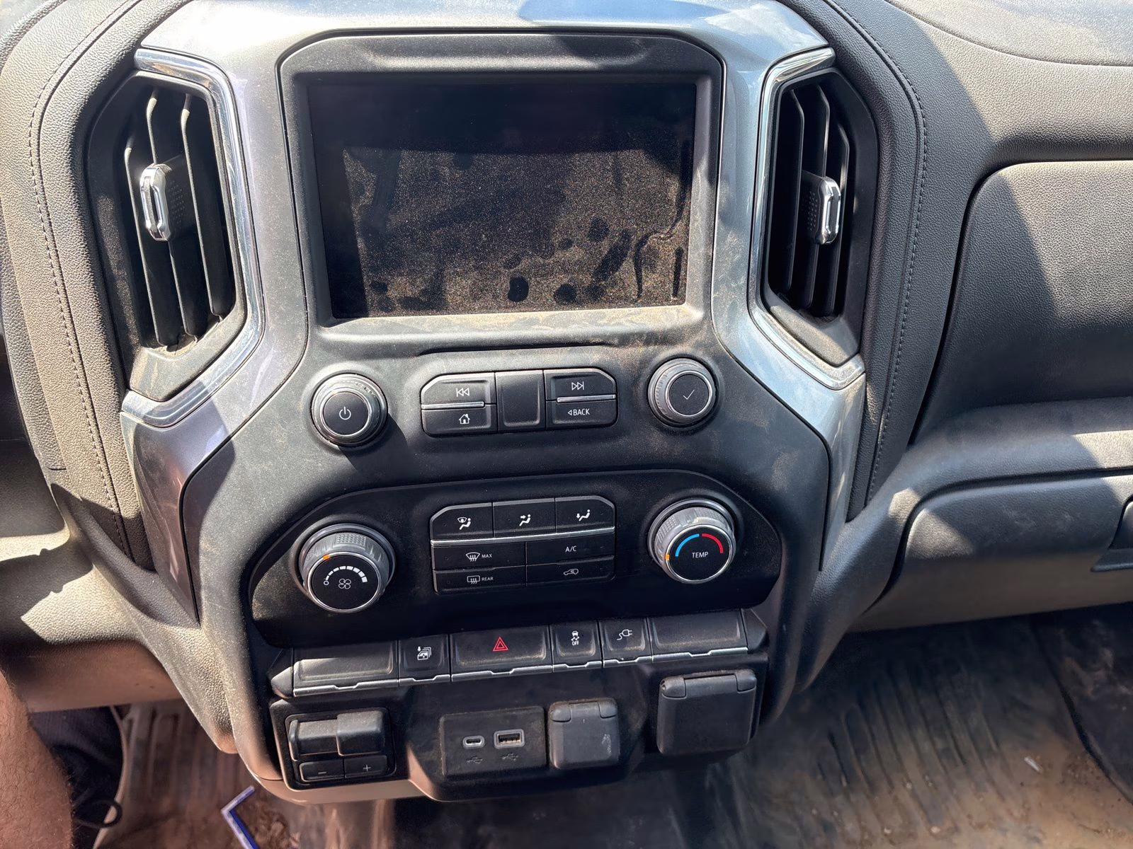 2022 Summit White Chevrolet Silverado 3500HD LT 4X4 Truck