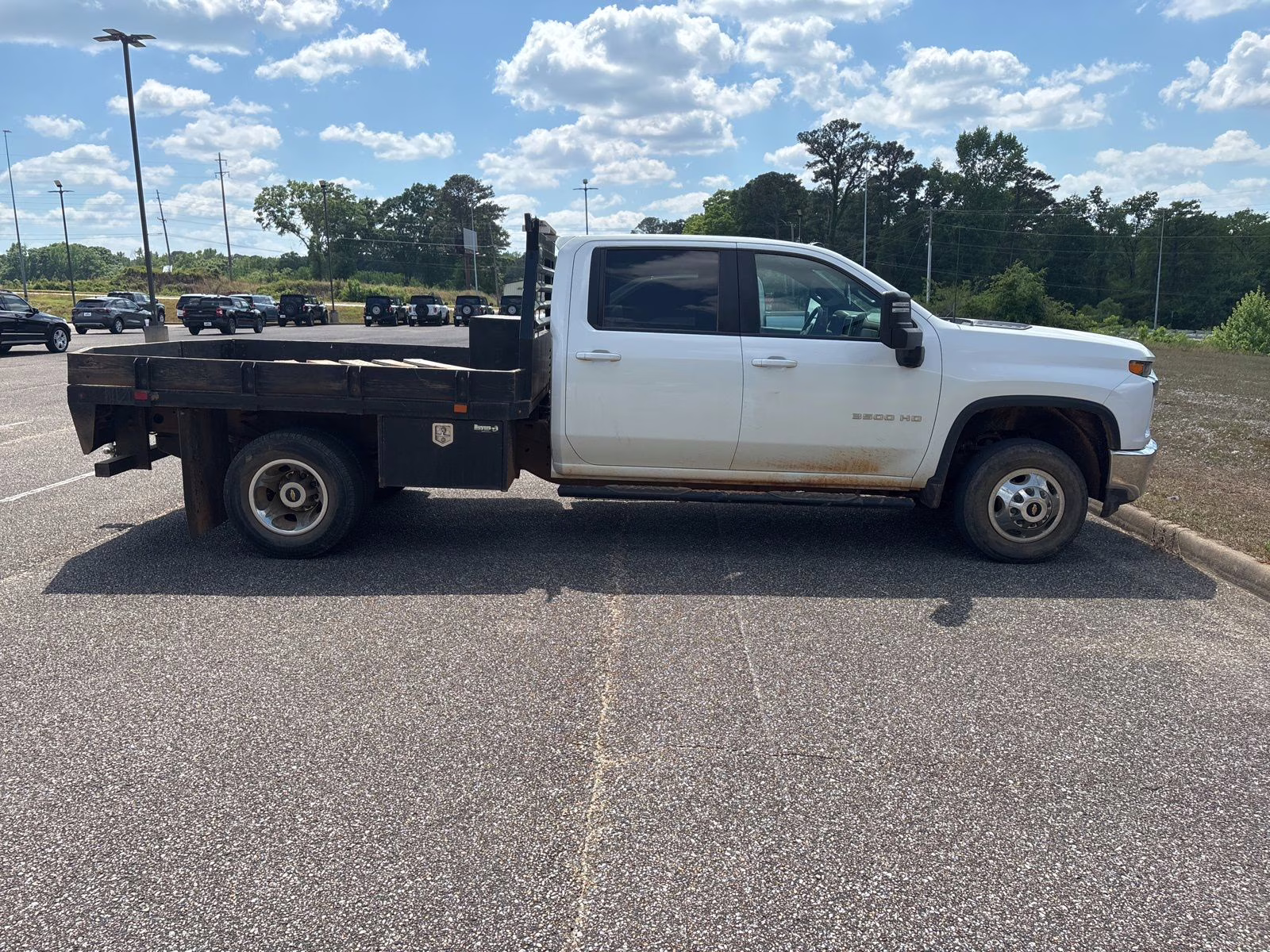 2022 Summit White Chevrolet Silverado 3500HD LT 4X4 Truck