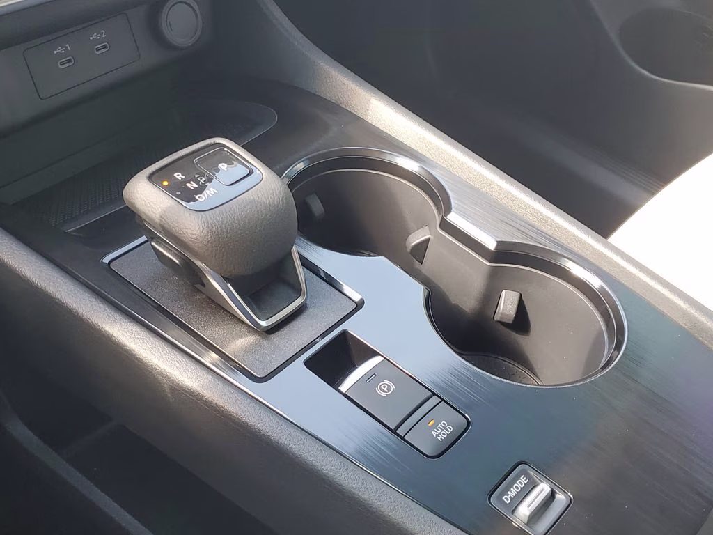 2026 Everest White Pearl Tricoat Nissan Rogue SV FWD SUV