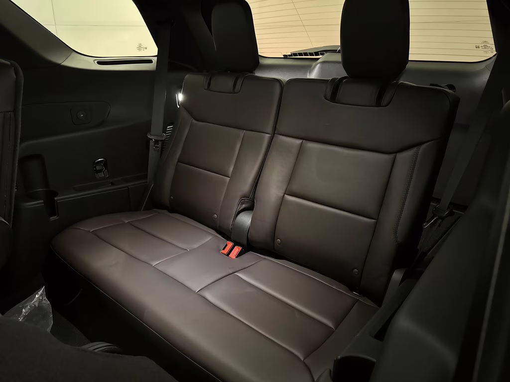 2026 Carbonized Gray Metallic Ford Explorer Platinum 4X4 SUV