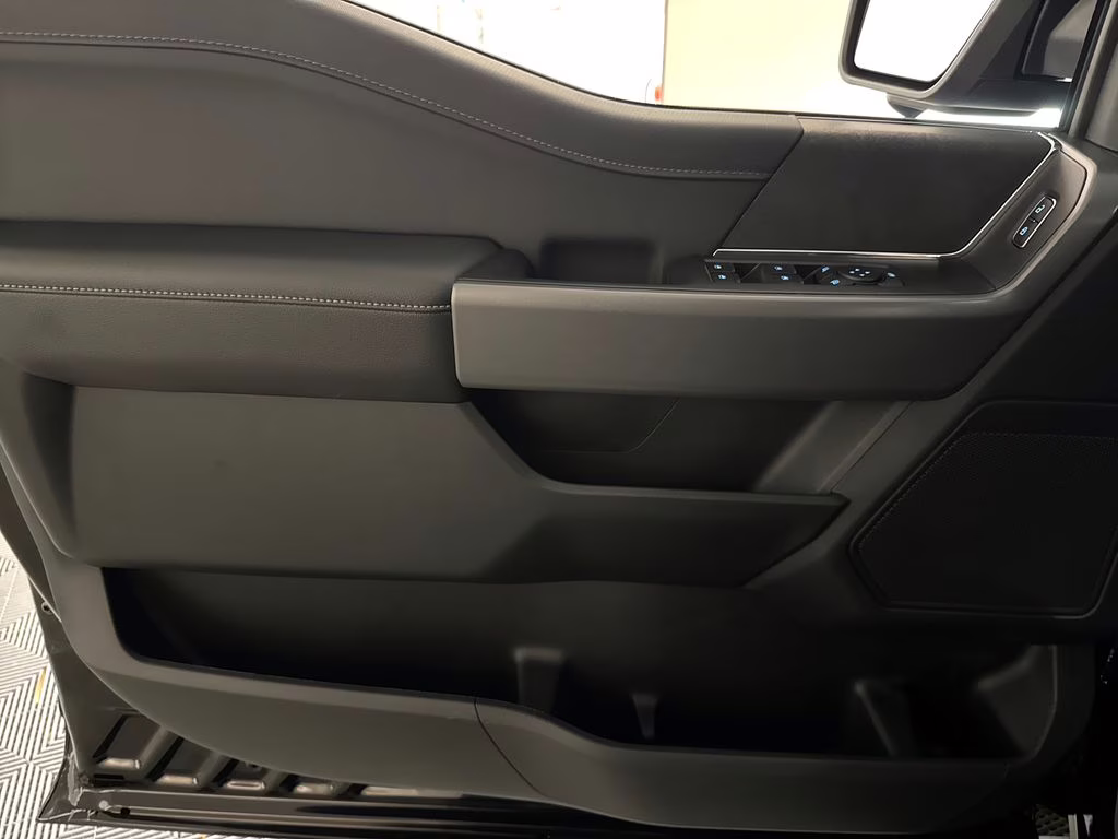 2026 Agate Black Metallic Ford F-150 XLT 4X4 Truck