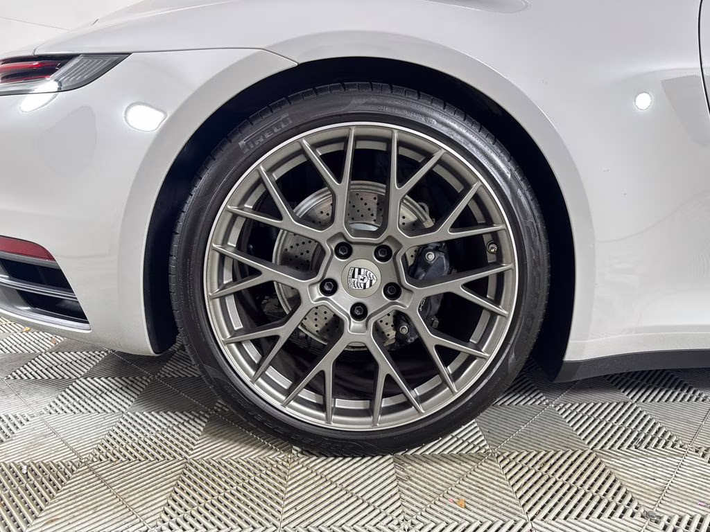 2024 Porsche 911 Carrera Coupe