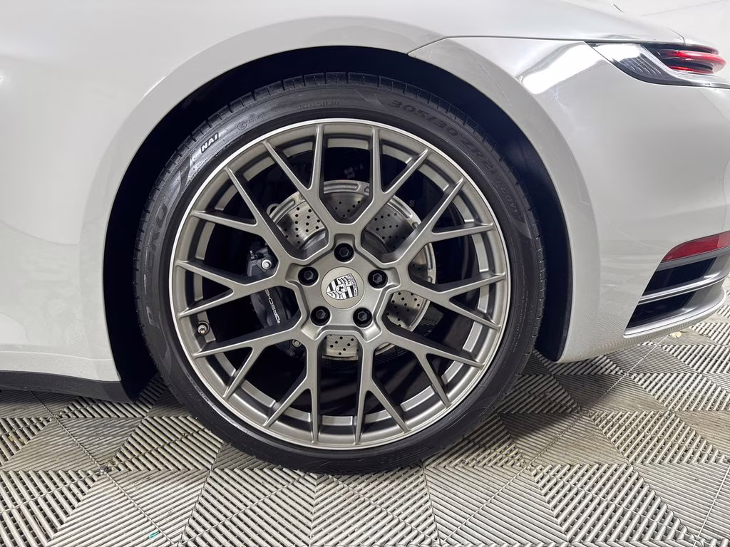 2024 Porsche 911 Carrera Coupe